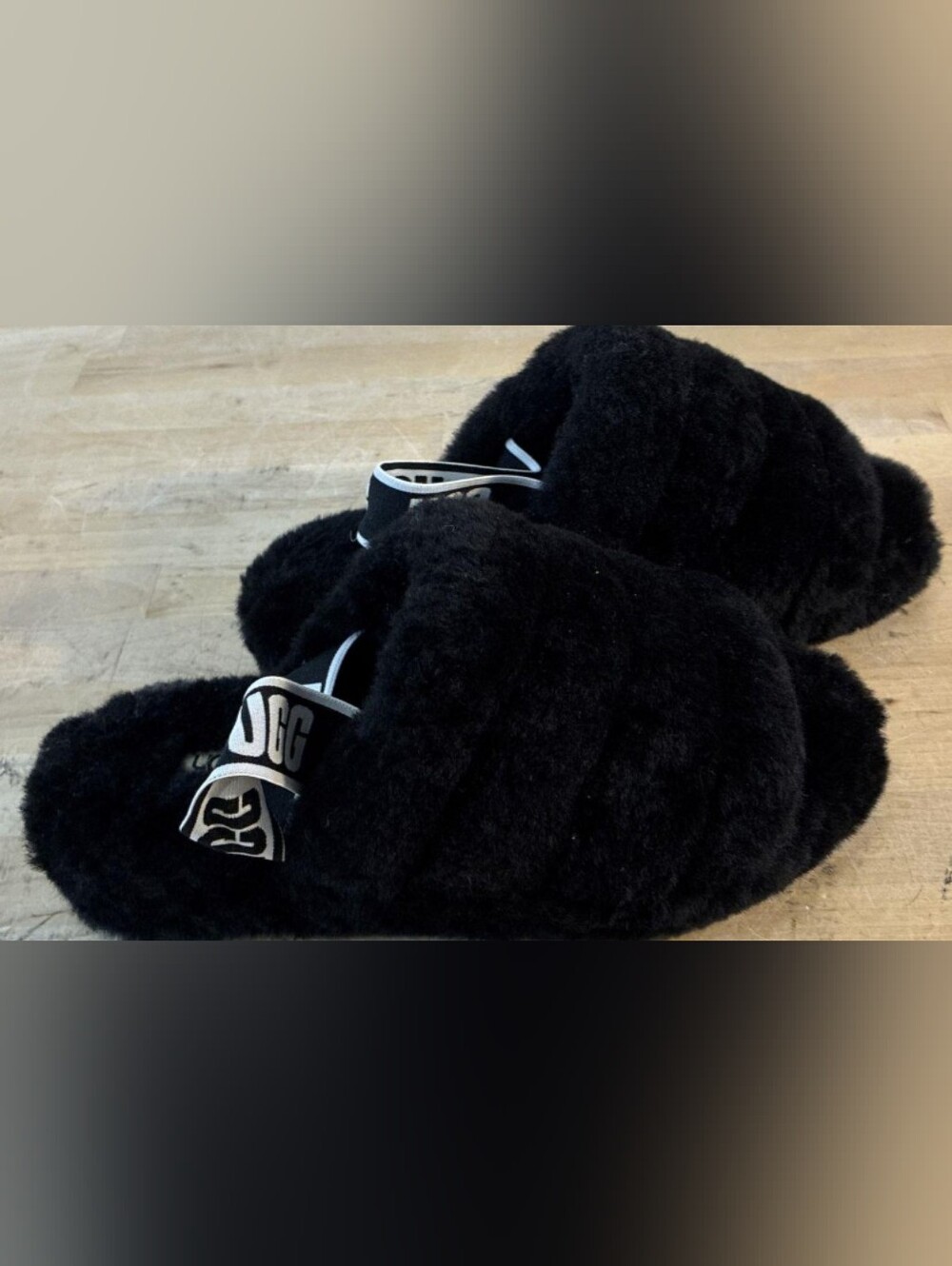 UGG Fluff Yeah Flatform Slide Sandals Size 8 New MSRP $110 - Picture 6 of 9